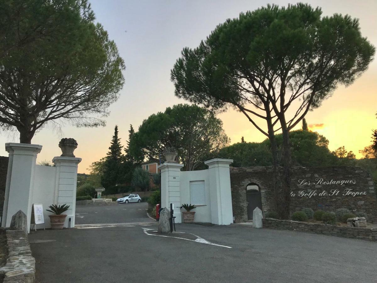 그리모 Les Restanques, Bastides Vue Golfe Saint Tropez 아파트 외부 사진